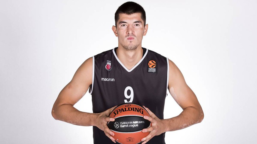 Luka Mitrovic, new reinforcement for BAXI Manresa's paint