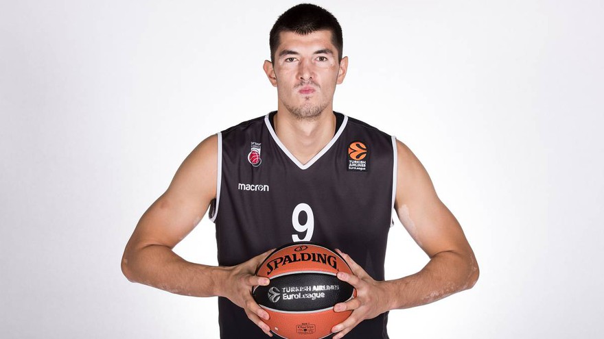 Luka Mitrovic, nuevo refuerzo para la pintura del BAXI Manresa