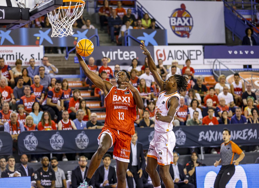 Galeria de fotos J1: BAXI Manresa 77 - Valencia Basket 73