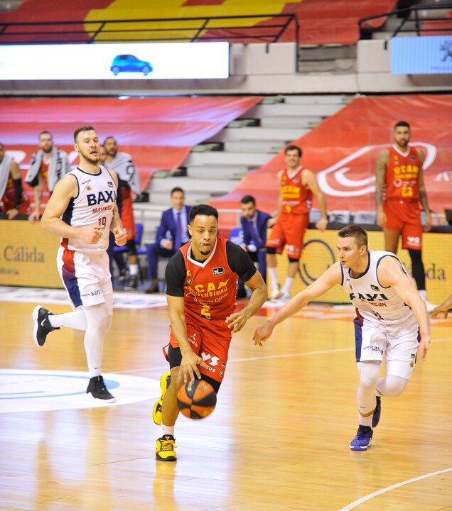 Photo Gallery J18: UCAM Murcia 93 - BAXI Manresa 103