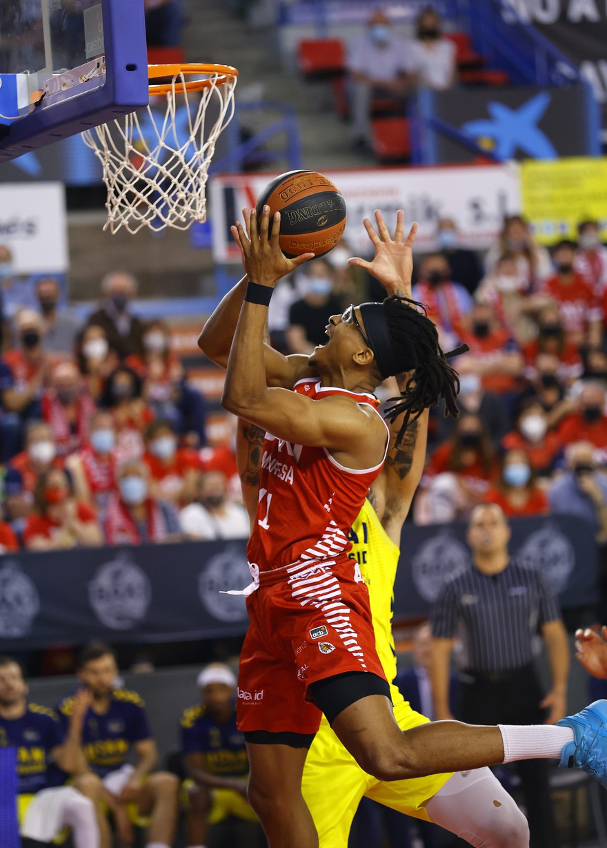 Galeria de fotos J29: BAXI Manresa 103 - UCAM Murcia 93