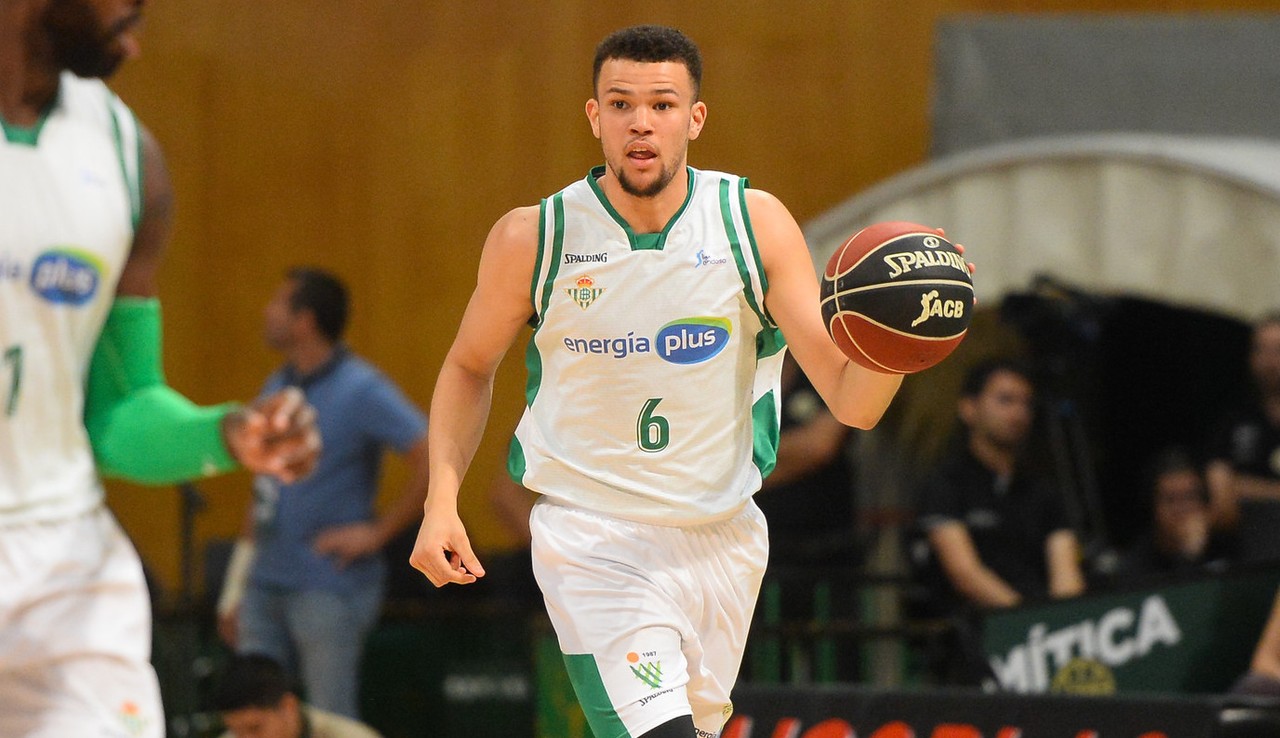 L'escorta Luke Nelson arriba al BAXI Manresa provinent de l'Herbalife Gran Canaria