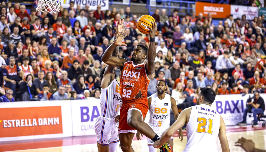 Al BAXI Manresa le sale cruz en un final ajustado ante el Girona