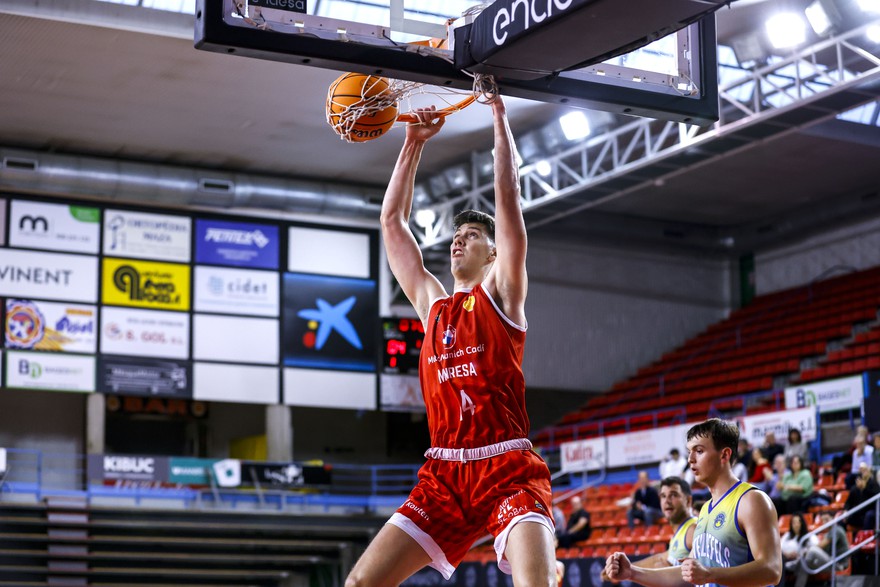 The Motor Munich Cadí Manresa defeats the bottom team in the Nou Congost