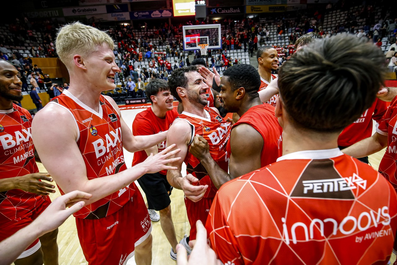 BAXI Manresa achieves victory, average and permanence in Girona