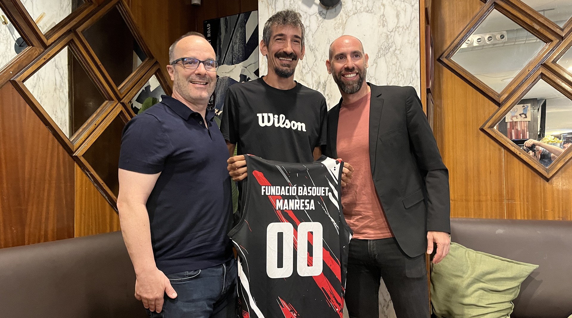 El Kids&Us Manresa busca jugadors "A prova" per a la seva pretemporada