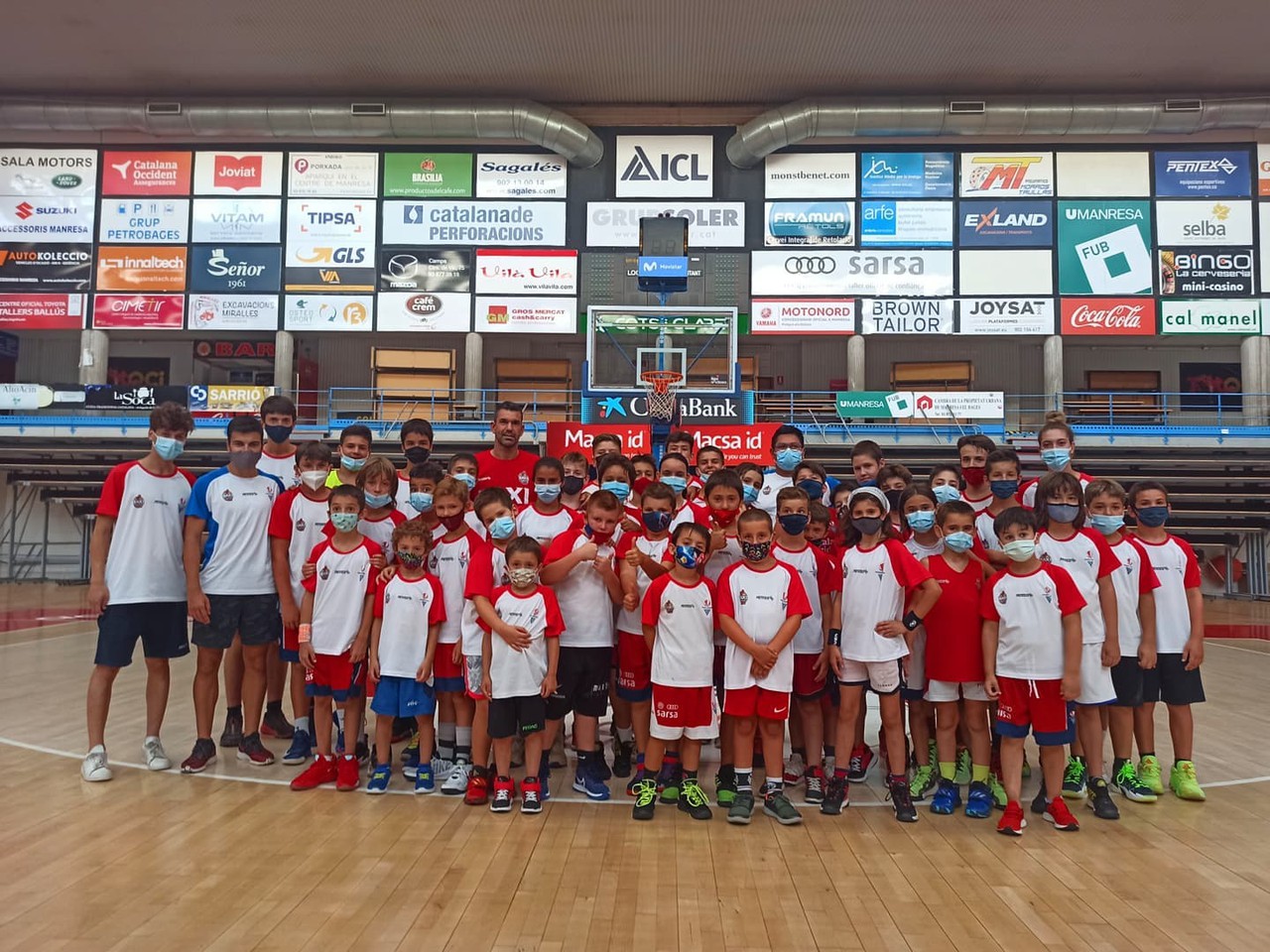 Por Navidad, entrenos de nuestro basket base para los más pequeños