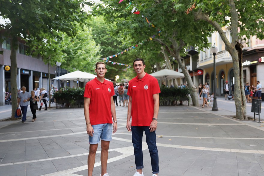 Capitanes: Pere Tomàs y Guillem Jou