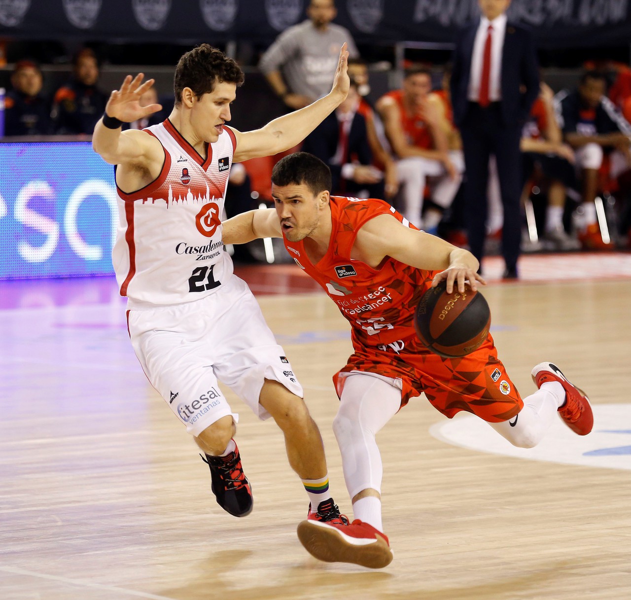 Zaragoza: un debut histórico, un récord de triples y un par de ex