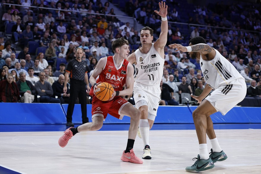 BAXI Manresa loses on Real Madrid's court without losing face in the match