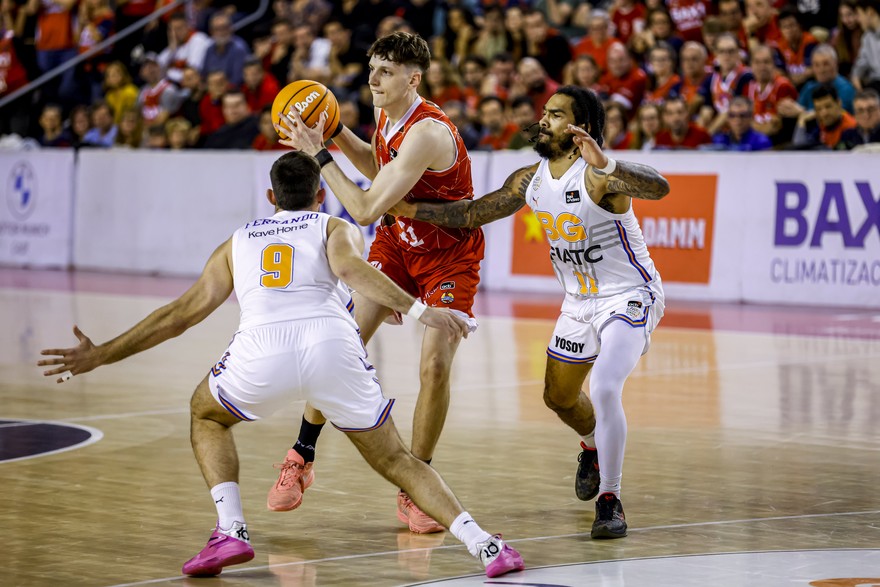 Photo Gallery  J13: BAXI Manresa 95 - Bàsquet Girona 97