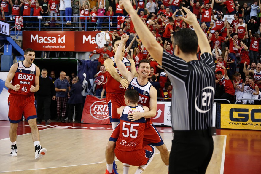 Galeria de fotos J14: BAXI Manresa 79 - Valencia Basket 76