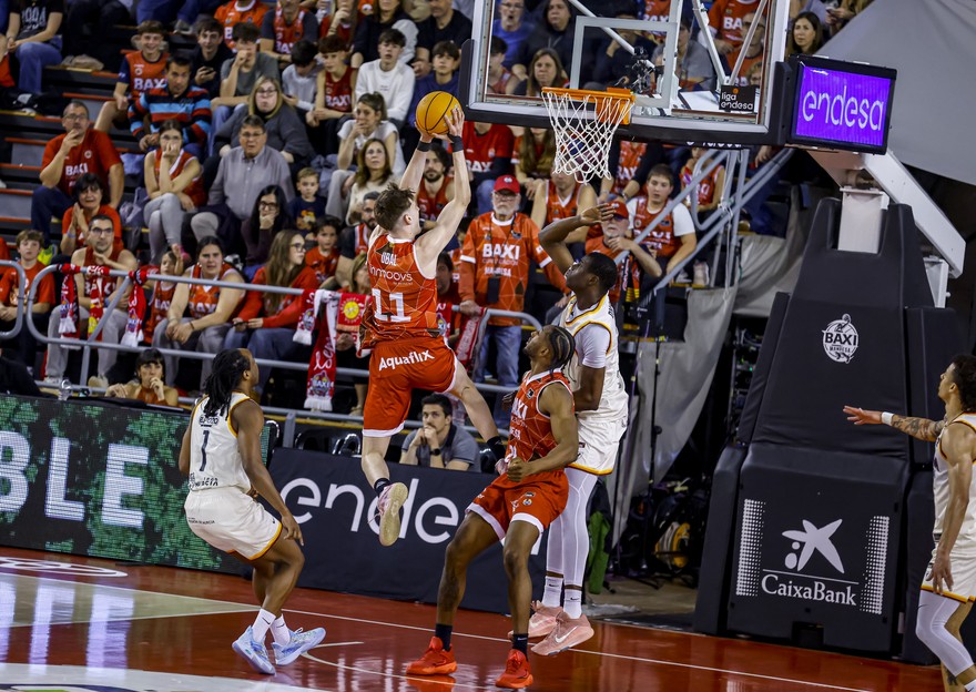 Galería de fotos J25: BAXI Manresa 83 - Kosner Baskonia 88