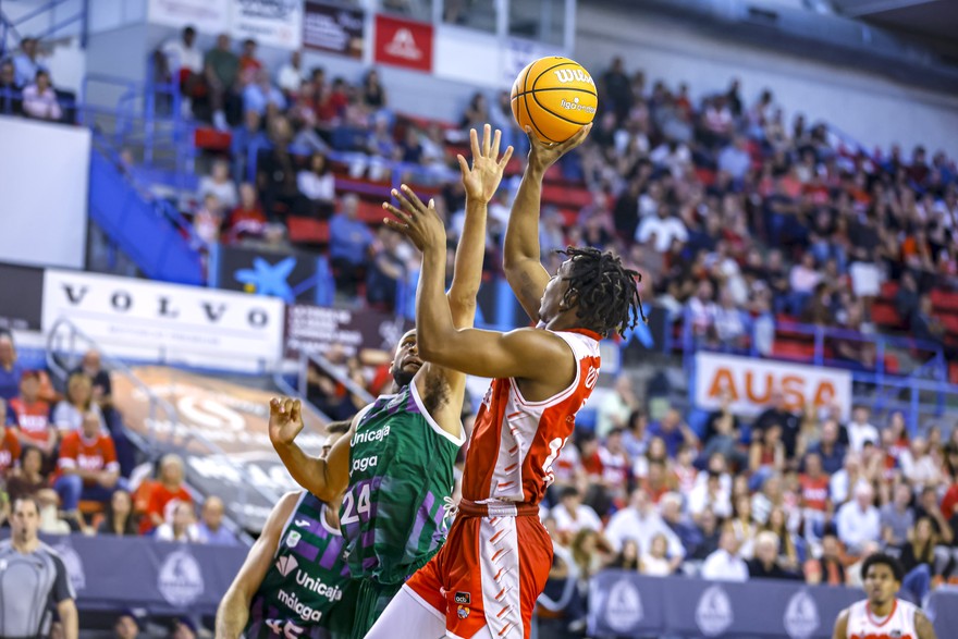 Photo Gallery J4: Kids&Us Manresa 72 - Unicaja 84