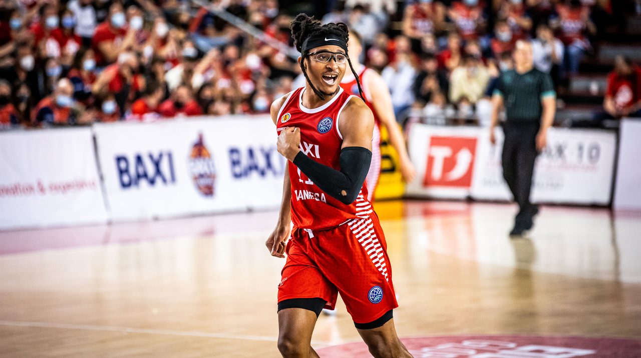 Chima Moneke elected MVP of the month in April in BCL