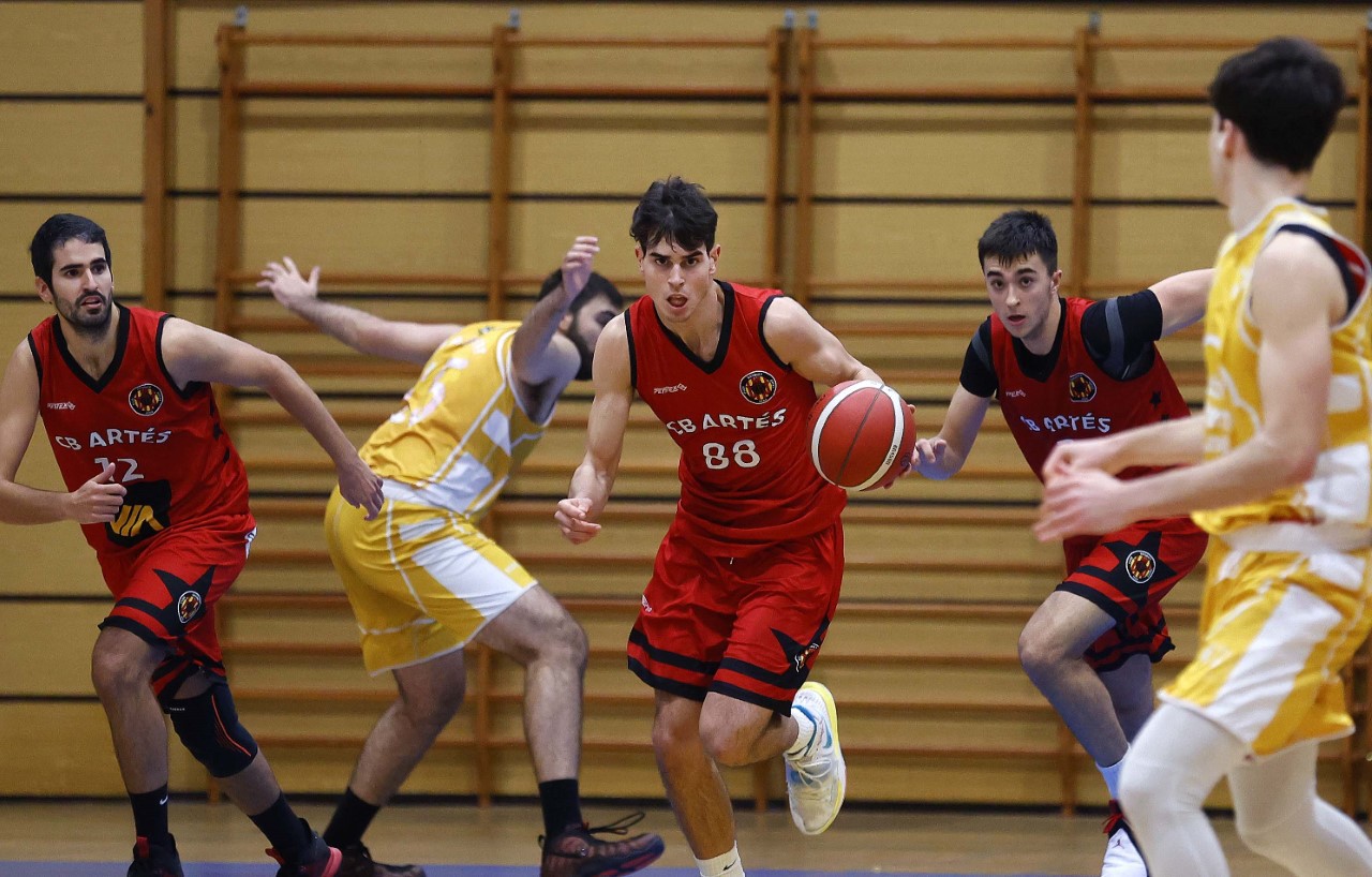 Toni Naspler made his debut in the EBA league with Grup Via Artés