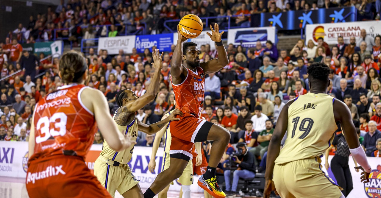 El BAXI Manresa cau al Nou Congost davant el Barça