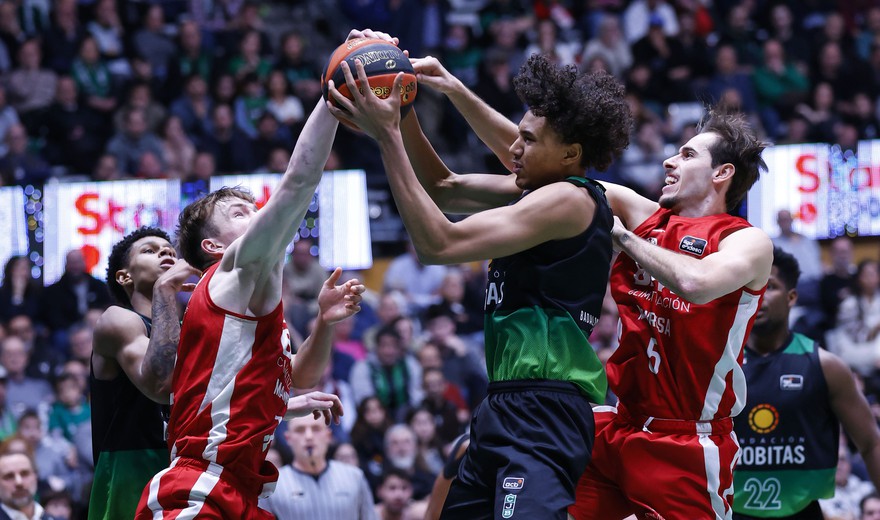 BAXI Manresa falls in Badalona against a more successful Joventut