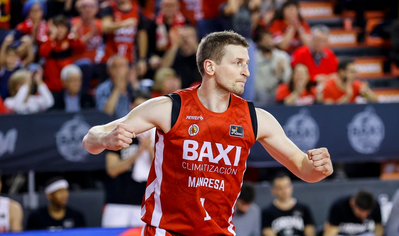 BAXI Manresa defeats Bàsquet Girona in a vibrant Nou Congost