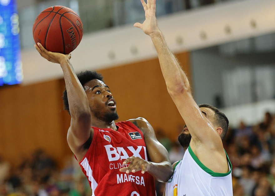 BAXI Manresa is overcome in the last minutes by Joventut