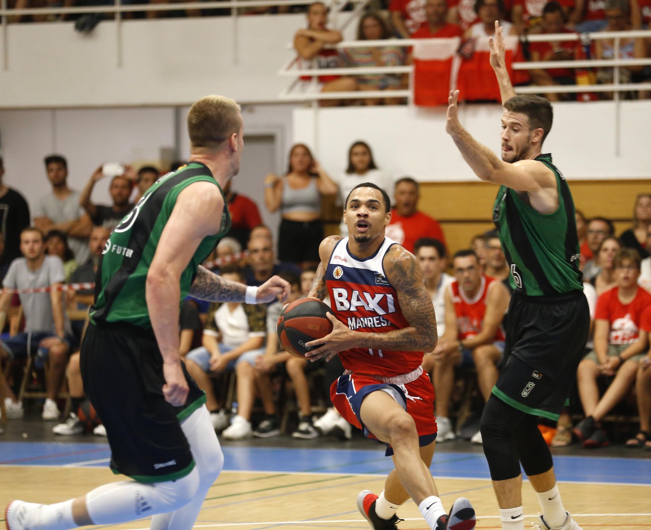 Bones vibracions a Artés en el primer partit de pretemporada del BAXI Manresa