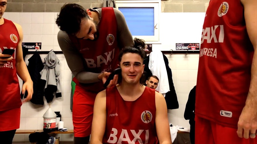 VIDEO: Shaving David Òrrit