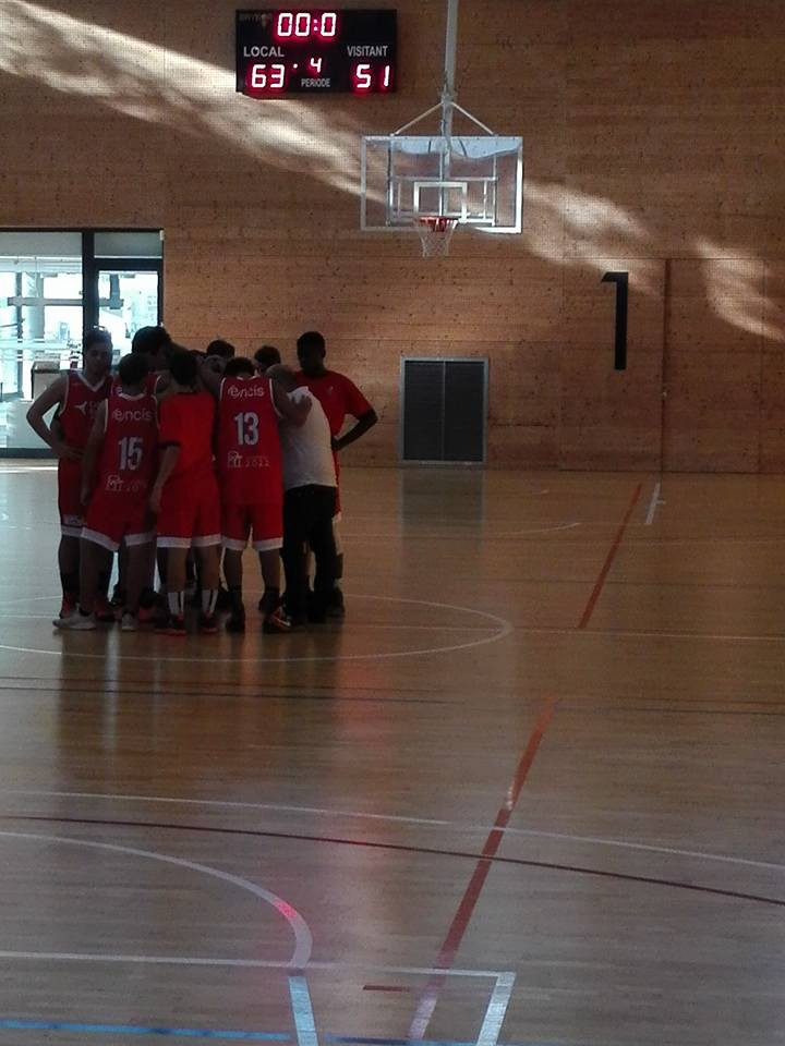 Bàsquet Manresa 63 – Grup Barna 51