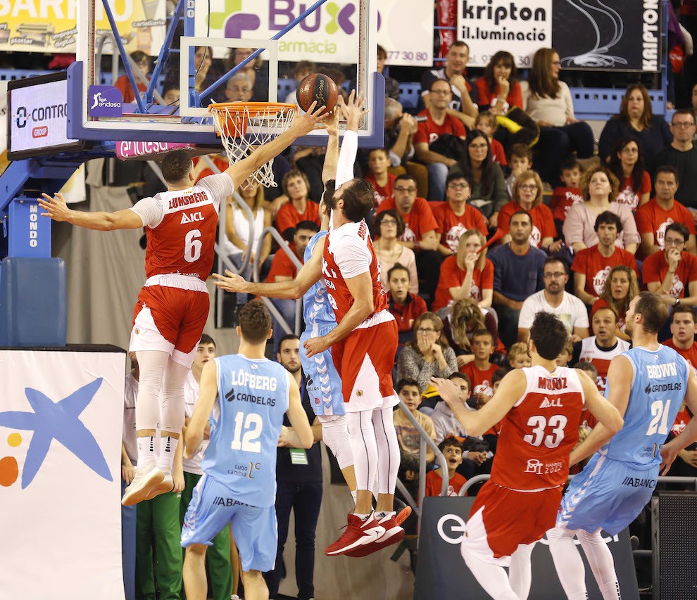 BAXI Manresa sweats to defeat Breogán (72-63)