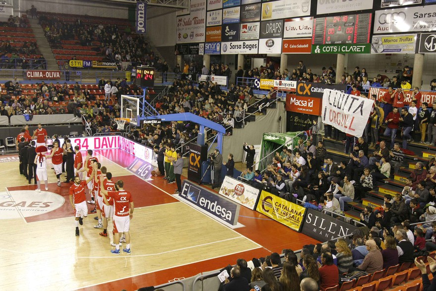 Més de 100 manresans animaran l’equip a Andorra