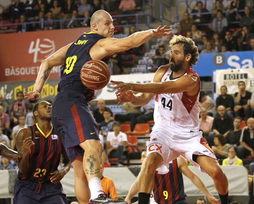 La Bruixa d’Or Manresa offers good image but lost with FC Barcelona (69-88)