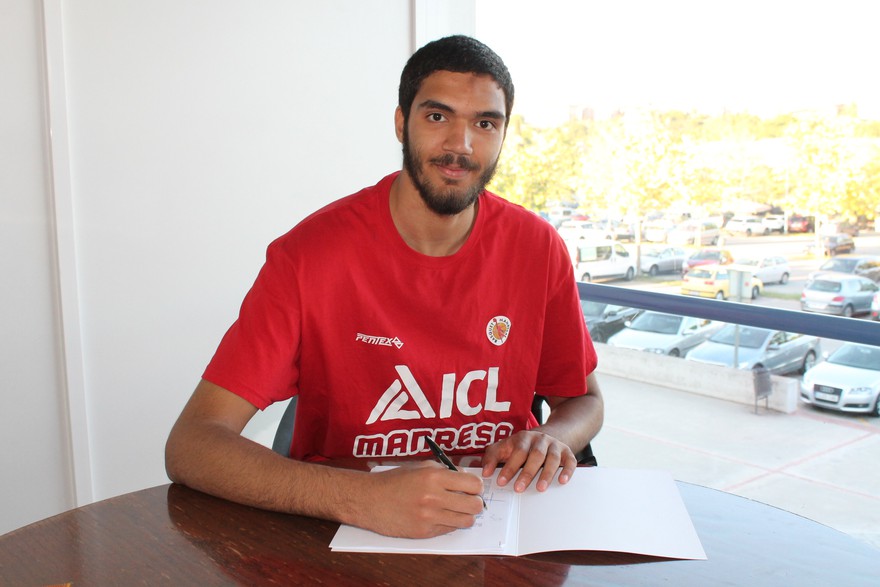 Ahmed Khalaf, renovat per 5 temporades més amb el Bàsquet Manresa