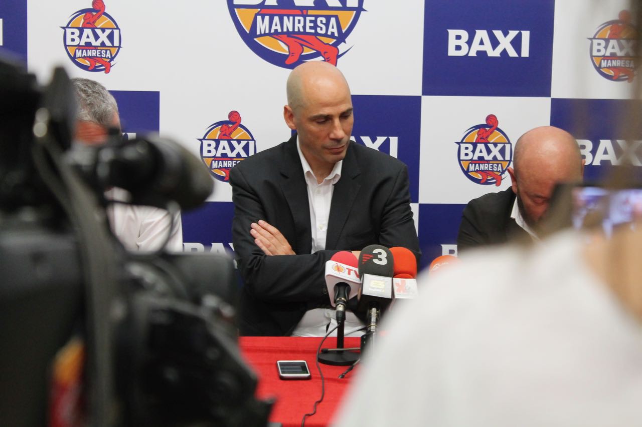 Presented Joan Peñarroya as new coach of BAXI Manresa