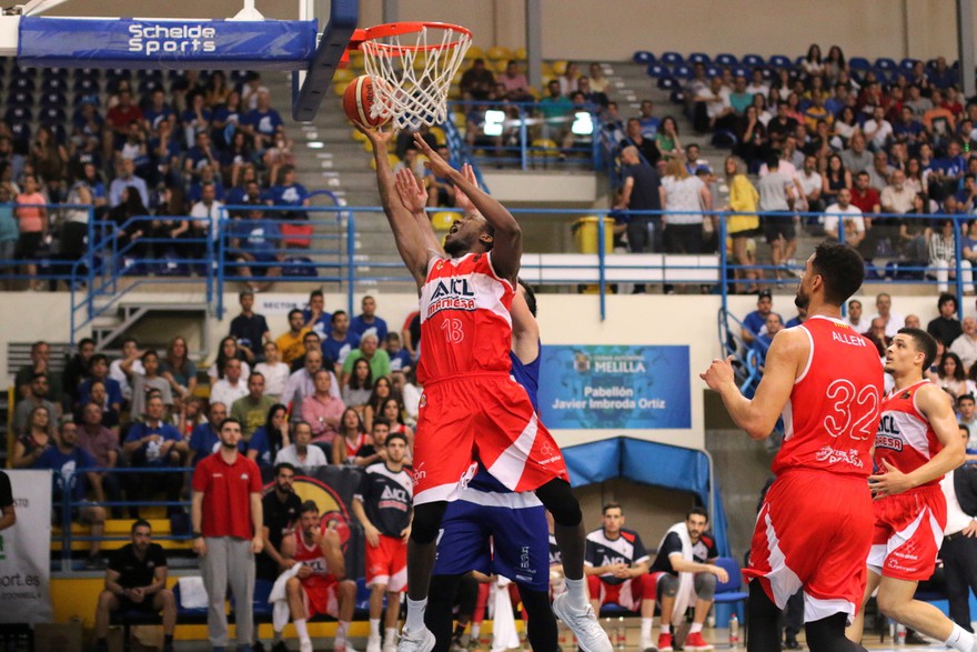 El ICL Manresa pierde en la prórroga el tercer partido de la final