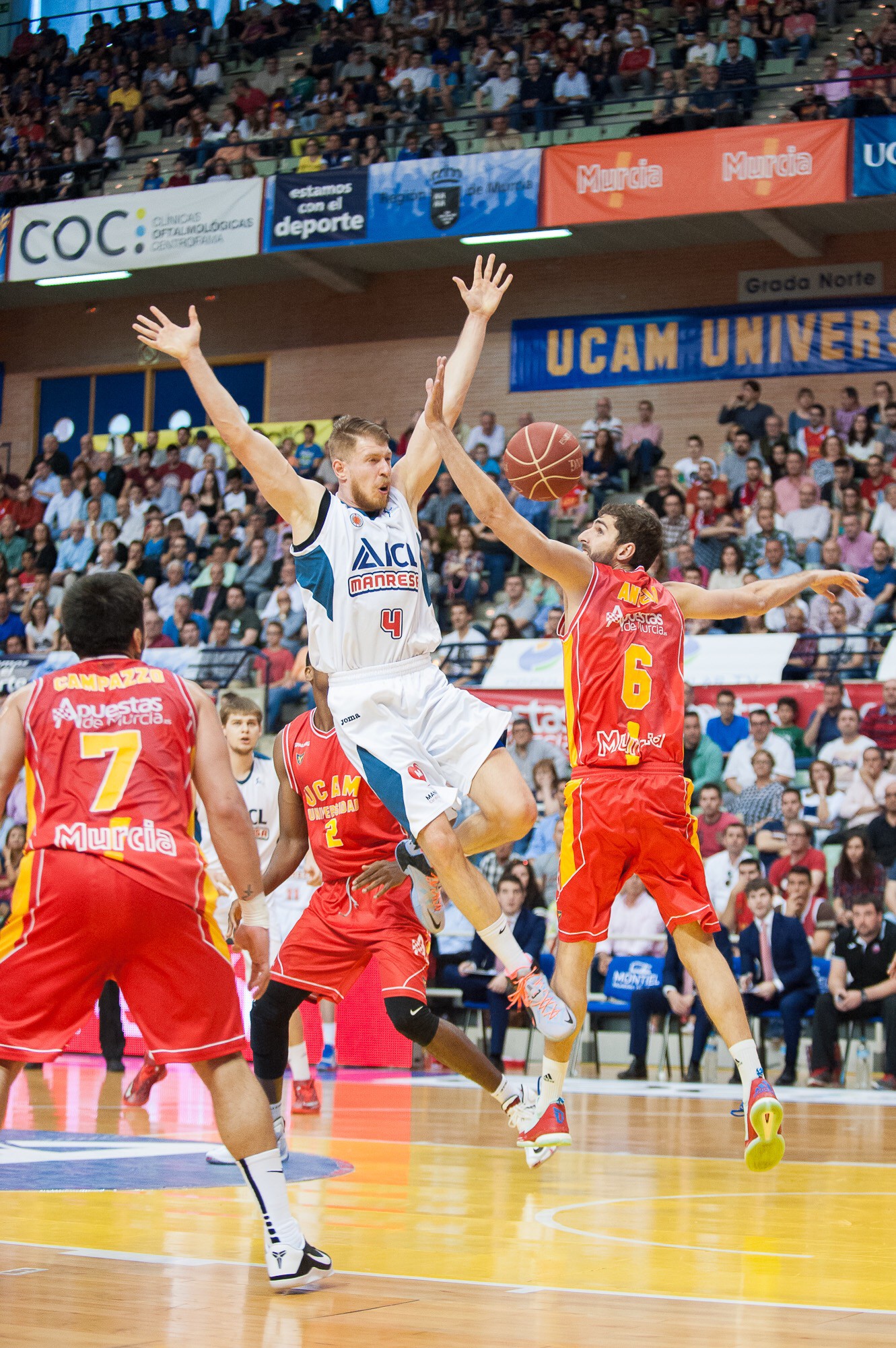 ICL Manresa confirma su solidez en la pista del UCAM Murcia