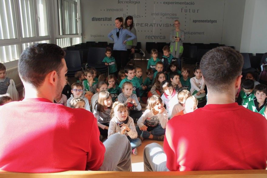 Álvaro Muñoz i Dani Garcia visiten l’escola Paidos, a Sant Fruitós de Bages