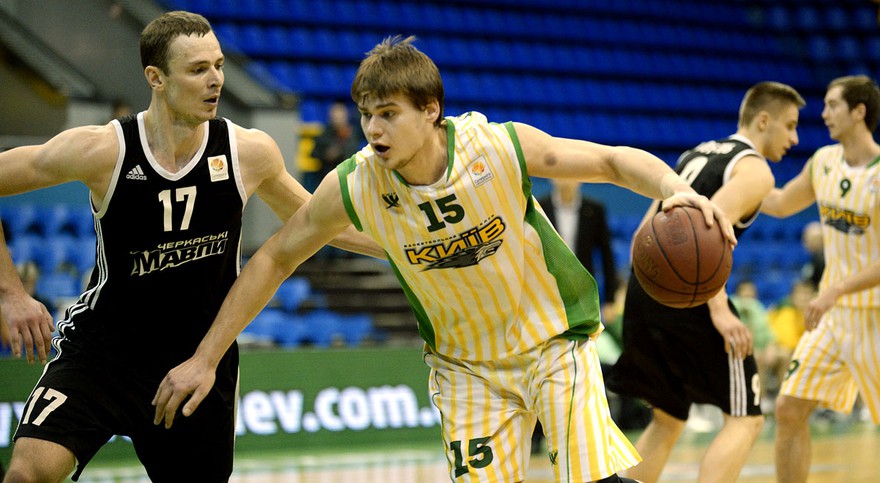 Maksym Sandul, calidad y visión de juego para la pintura del ICL Manresa