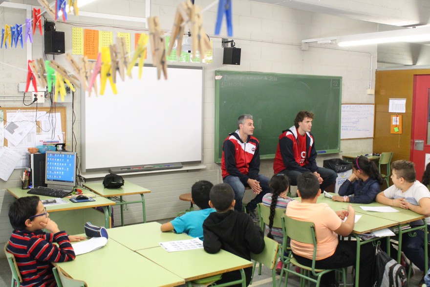 Montañez i Andric visiten l’escola Pare Algué, de Manresa