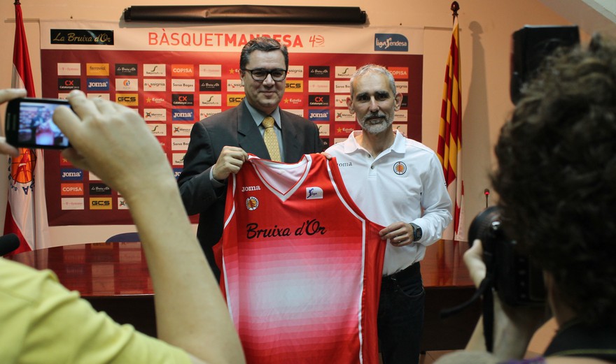 Pere Romero, nou entrenador de La Bruixa d’Or: “Hem de mirar endavant i recuperar l’ADN Manresa”