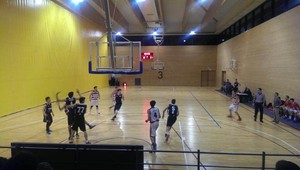 Junior B, CBIUM 58 – Lleida 83.