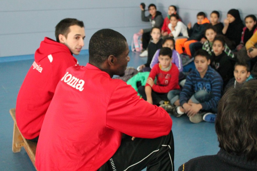 Visita escolar al CEIP Muntanya del Drac, del barri Pare Ignasi Puig