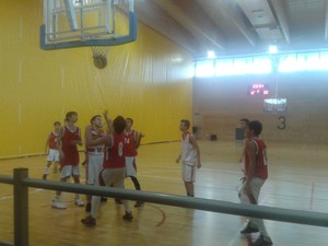 El Cadet blanc cau a casa contra la Salle Joviat